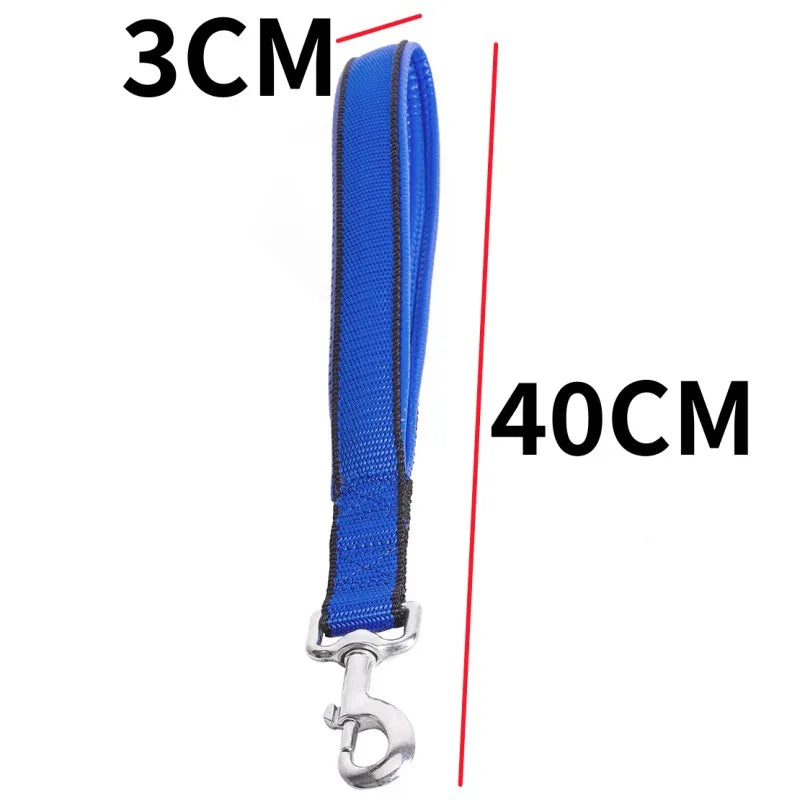 Dog Leash Short Dogs Leash Durable Nylon Leashes for Large Dog Walking Rope Comfortable Handle Dogs Leashes Seat Belts Pet Chain